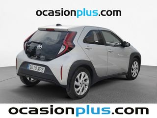Toyota Aygo X Cross 1.0 VVT-I Play 53 kW (72 CV)