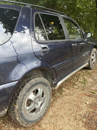 Mercedes-Benz Clase M 2001