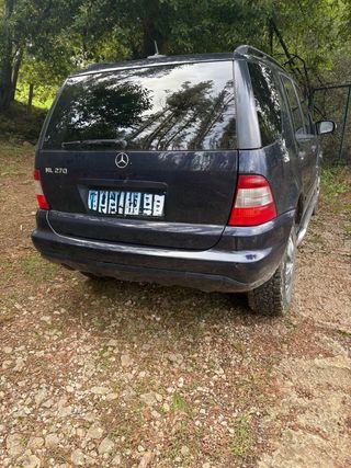 Mercedes-Benz Clase M 2001