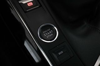Peugeot 3008 1.5 Blue-HDi Active Pack