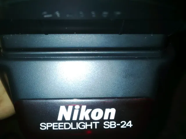 Flash profesional NIKON nuevo.