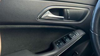 Mercedes CLA 1.6 CLA 200 156 4P AMG LINE