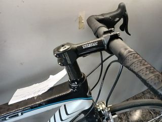 Bicicleta BH Connect