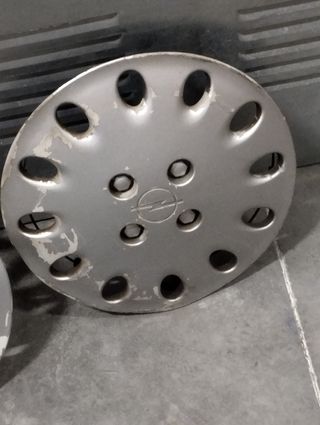 Tapacubos Opel Corsa B