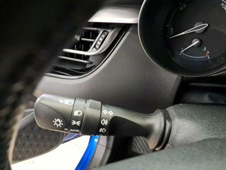 Toyota C-HR 1.8 GAS HIBRIDO 