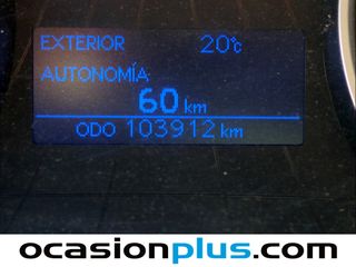 Toyota Hilux 2.4 D-4D Doble Cabina GX 110 kW (150 CV)