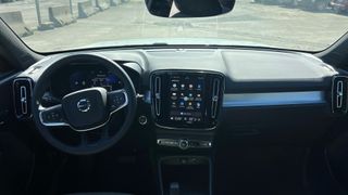 VOLVO VOLVO XC40 todoterreno 2.0 B3 MHEV CORE DCT 5P