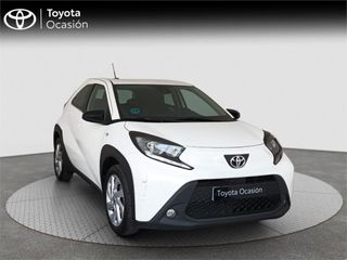 TOYOTA Aygo X 5 Puertas Play 70 Manual 5v