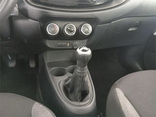TOYOTA Aygo X 5 Puertas Play 70 Manual 5v