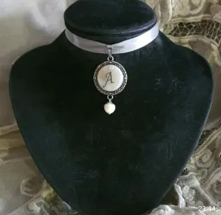 Collar camafeo A nacar fallera
