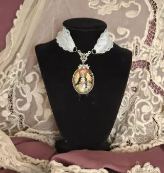 Medallón camafeo Virgen Desamparados,fallera