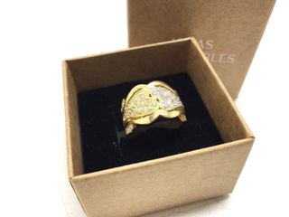 anillo oro 18k con piedra con circonita