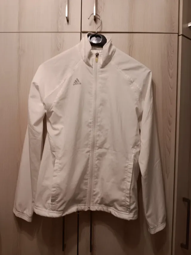 Chaqueta adidas blanca nueva