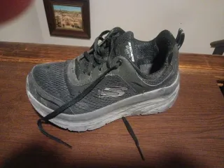 Zapatillas Skechers D'Lux Walker Negras
