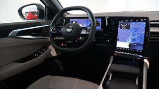 Renault Espace Iconic E-Tech Hybrid