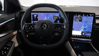Renault Espace Iconic E-Tech Hybrid