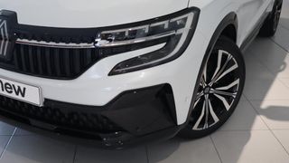 Renault Espace Iconic E-Tech Hybrid
