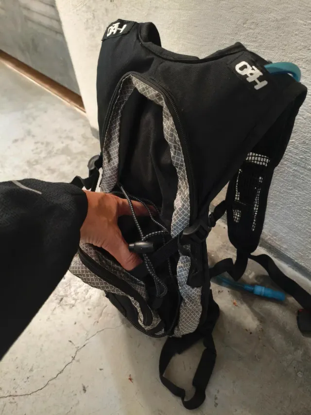 Mochila de hidratación ligera 2L