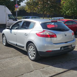 RENAULT Mégane Emotion 2011 1.6 16v 110 E5