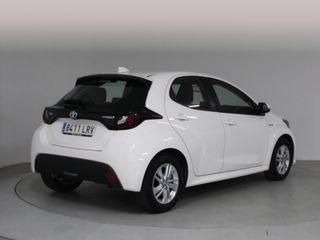 Toyota Yaris 1.5 120H Business Plus