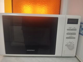 Microondas Blanco Grill Ansonic