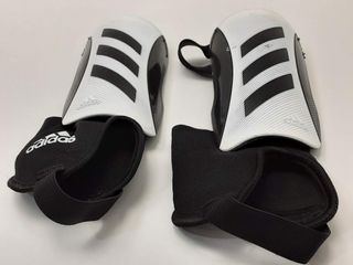 otros deportes adidas espinilleras niño