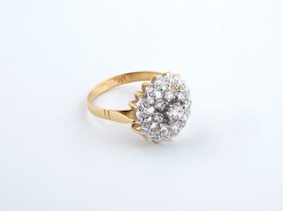 anillo oro 18k con piedra con circonita
