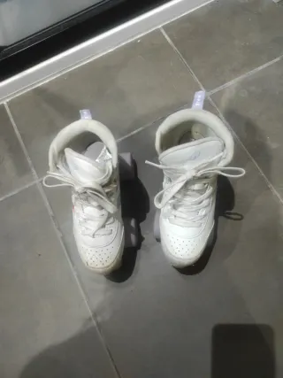 Patines para niña talla 35. 