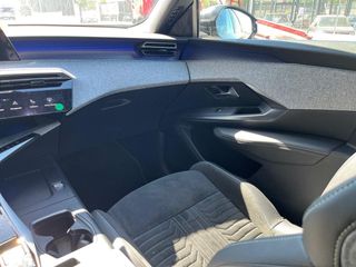 Peugeot e-5008 Eléctrico 157kW GT