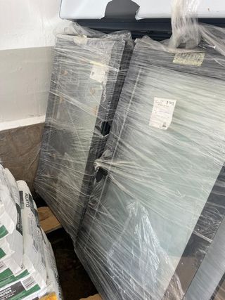 Ventana abatible nueva
