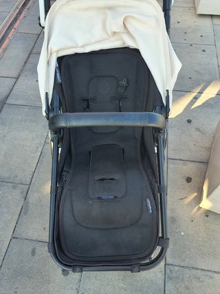 Carrito Bugaboo Camaleon con 2 capotas