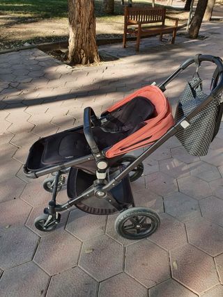 Carrito Bugaboo Camaleon con 2 capotas