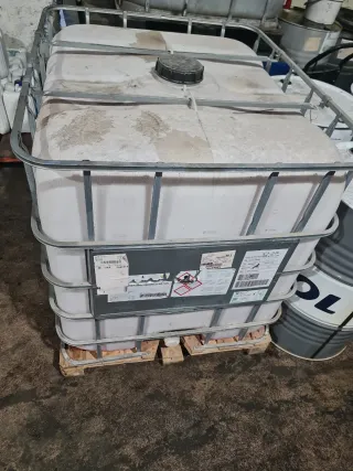 Depósito agua 1000L IBC con jaula metálica