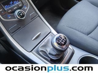 Hyundai Elantra 1.6 MPI Tecno 97 kW (132 CV)