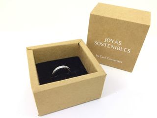 alianza oro 18k con piedra con diamante de laboratorio