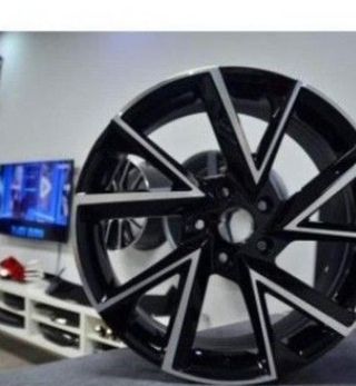 JUEGO DE 4 LLANTAS 18 R-LOOK STYLE VW036