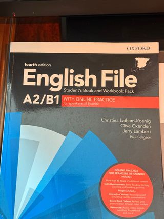 Libro English file A2 B1