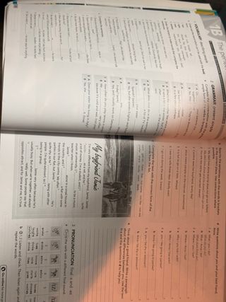 Libro English file A2 B1