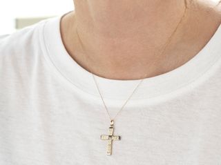 crucifijo oro 18k