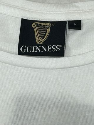 Camiseta Guinness Mujer Negra y Blanca