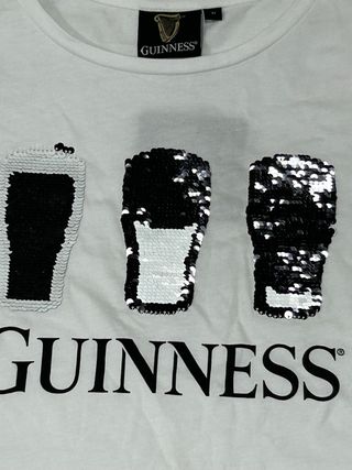 Camiseta Guinness Mujer Negra y Blanca