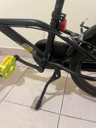 Bicicleta Btwin 500 Dark Hero 16 pulgadas