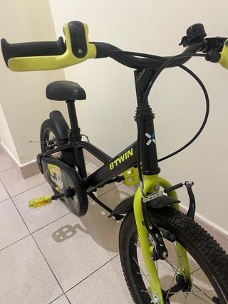 Bicicleta Btwin 500 Dark Hero 16 pulgadas