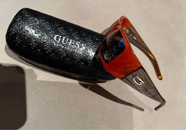 Gafas de Sol Guess Marrones Naranja Casi Nuevas