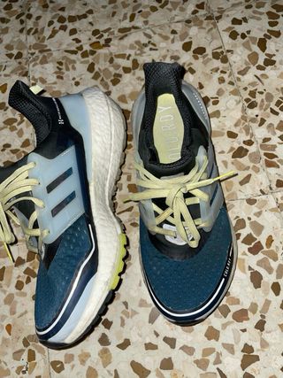 Zapatillas Adidas Ultraboost Negras y Azules