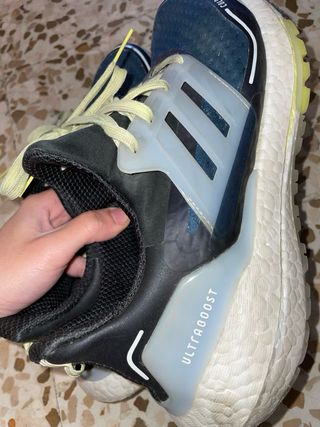 Zapatillas Adidas Ultraboost Negras y Azules