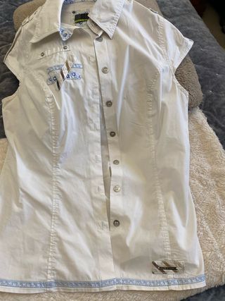 Camisa blanca manga corta mujer