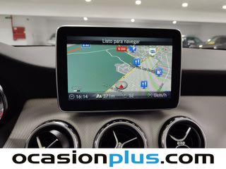 Mercedes-Benz GLA 200 d Urban 100 kW (136 CV)