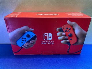 CONSOLA NINTENDO SWITCH AZUL Y ROJO COMPLETA