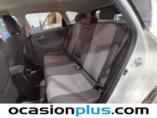 Toyota Auris 140H Hybrid Feel! 100 kW (136 CV)